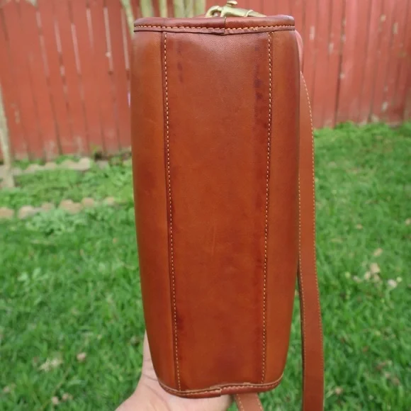 Vintage Coach Court Bag #9870 British Tan Leather | USA Made - Picture 5 of 14